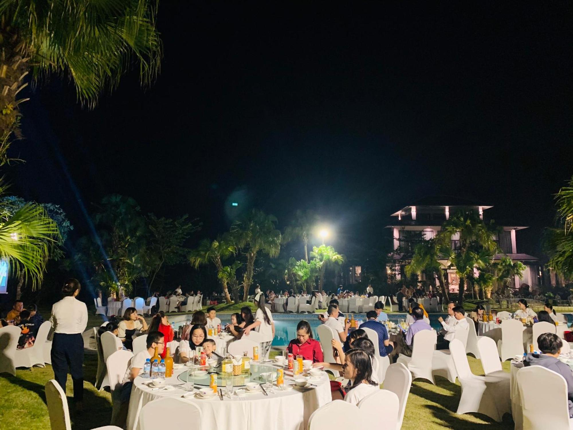 Minawa Kenhga Resort & Spa ニンビン エクステリア 写真