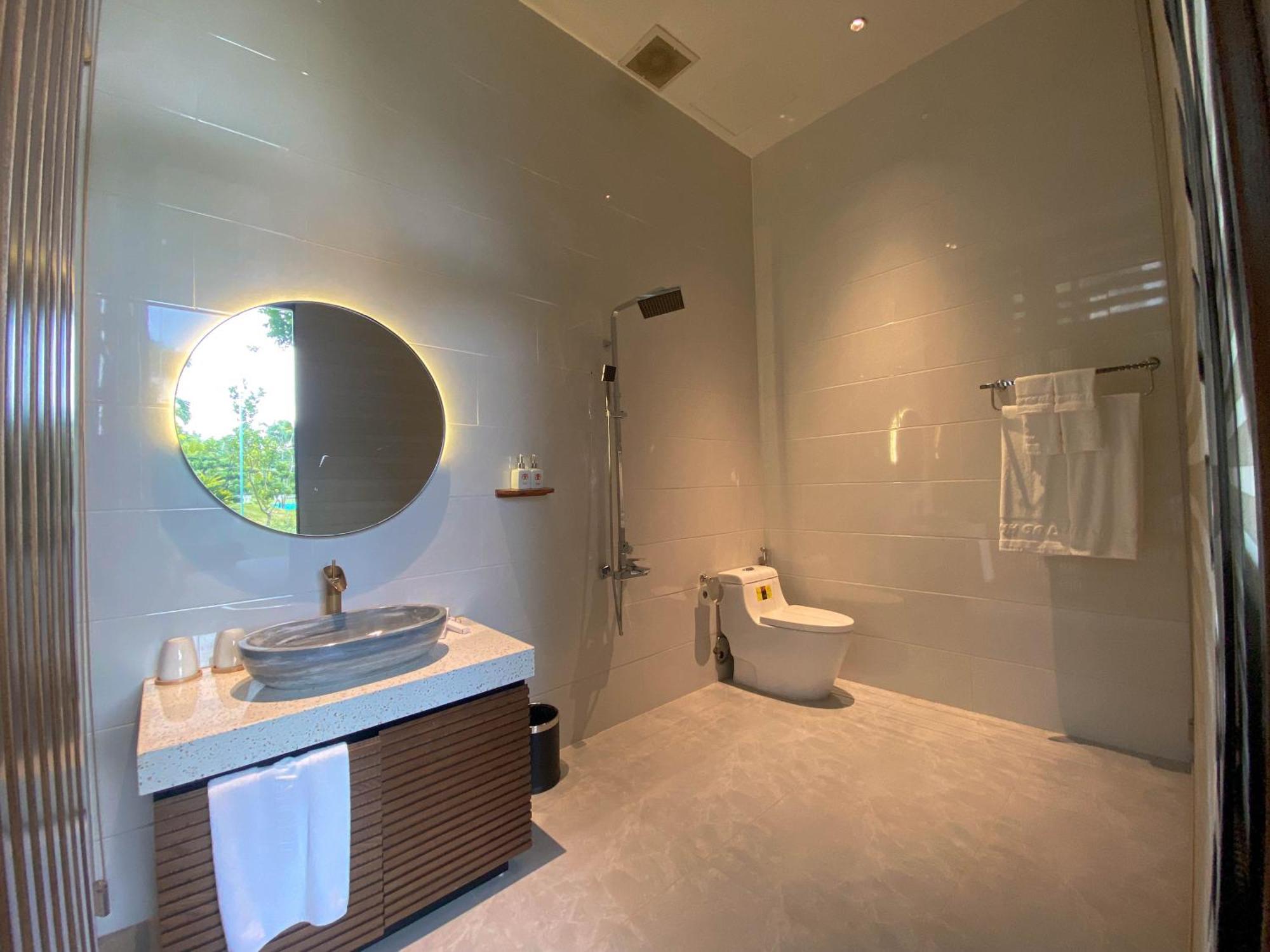 Minawa Kenhga Resort & Spa ニンビン エクステリア 写真