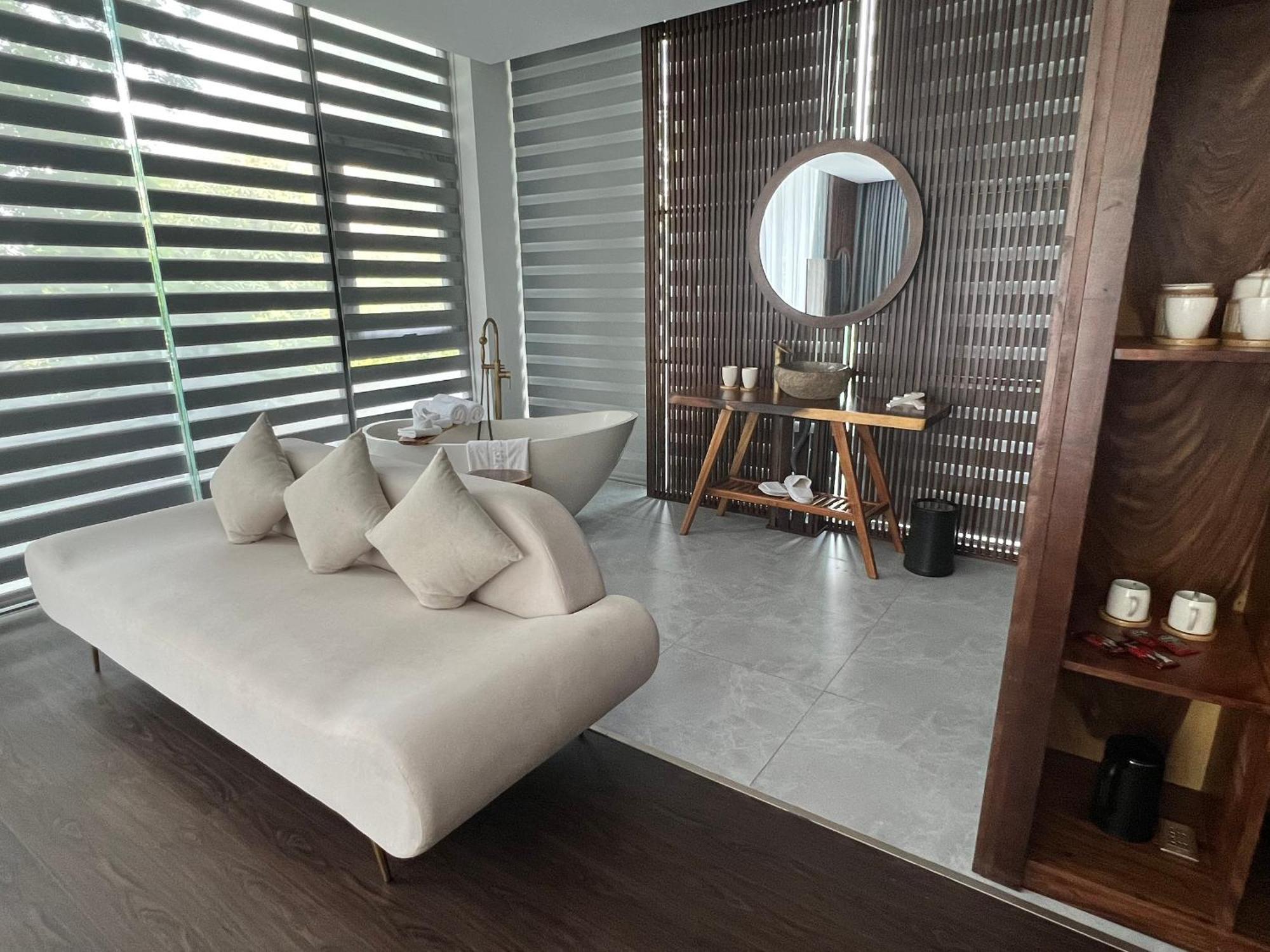 Minawa Kenhga Resort & Spa ニンビン エクステリア 写真